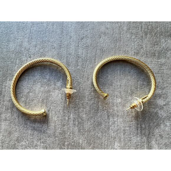 Boutique Designer High Quality Gold Twist Hoop Earrings 14K Plated Sterling NEW - Picture 4 of 4